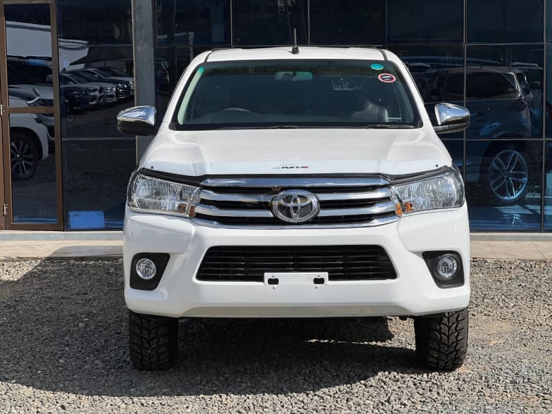 TOYOTA HILUX SINGLE CAB