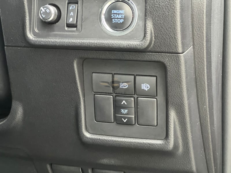 TOYOTA PRADO TX-L
