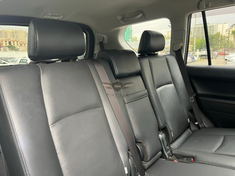 TOYOTA PRADO TX-L