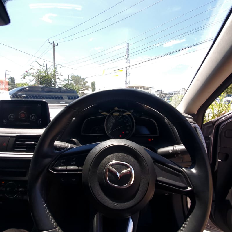 MAZDA AXELA