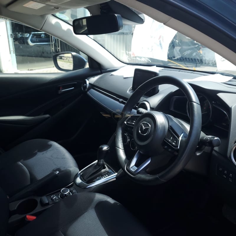 MAZDA 2 SkyActivD