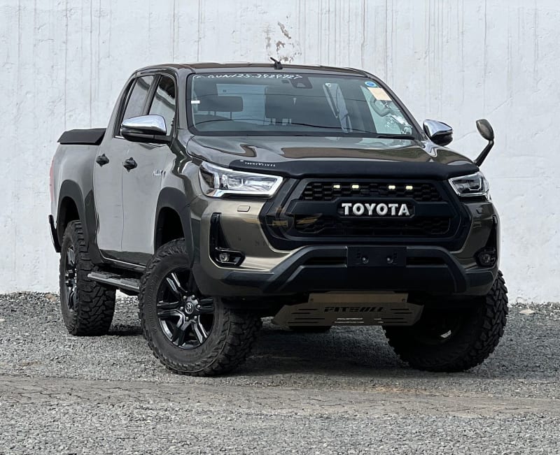 TOYOTA HILUX DCAB