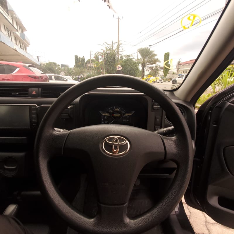 TOYOTA SUCCEED HYBRID 