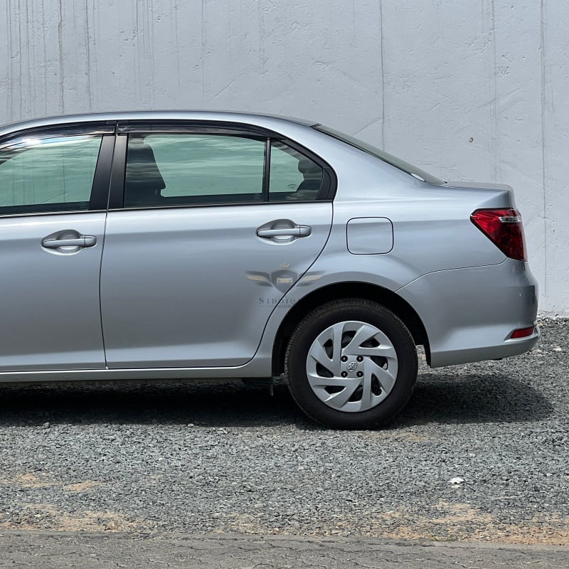 TOYOTA AXIO