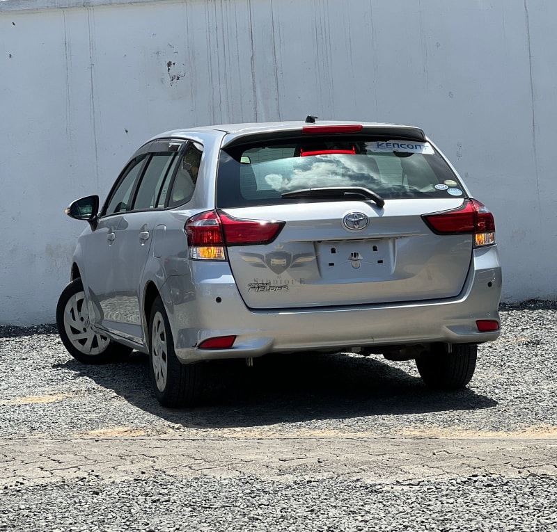 TOYOTA FIELDER