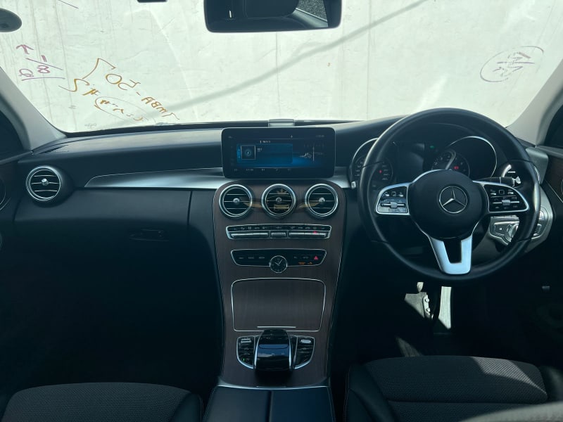 MERCEDES-BENZ C200