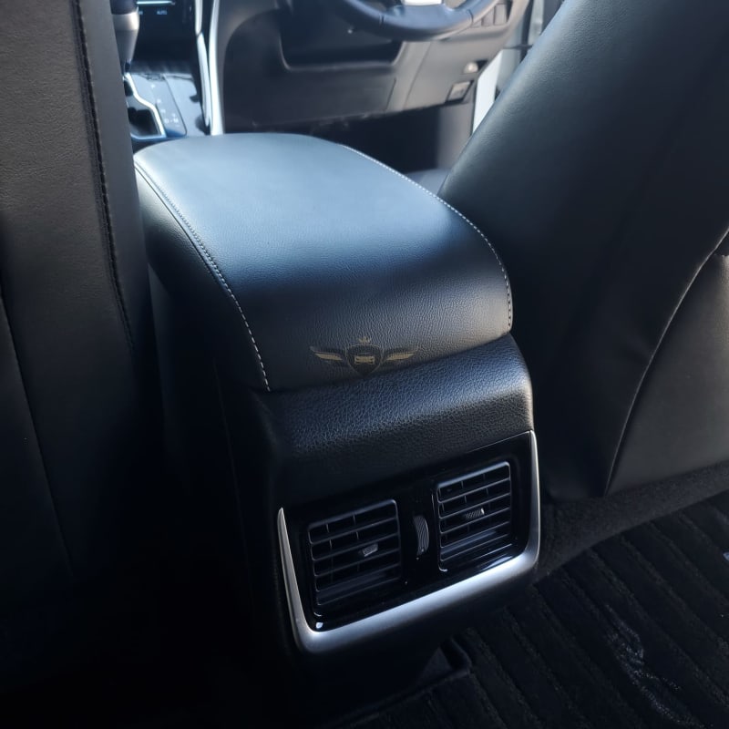 TOYOTA HARRIER PREMIUM 