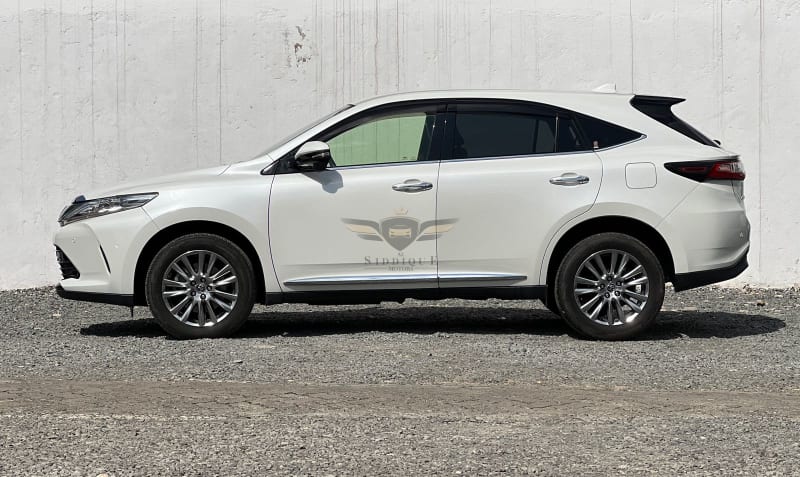 TOYOTA HARRIER PREMIUM 