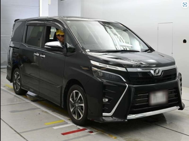 TOYOTA ZS KIRAMEKI II