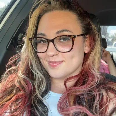 Alexandra Deann Locklear - Birth Professional Profile