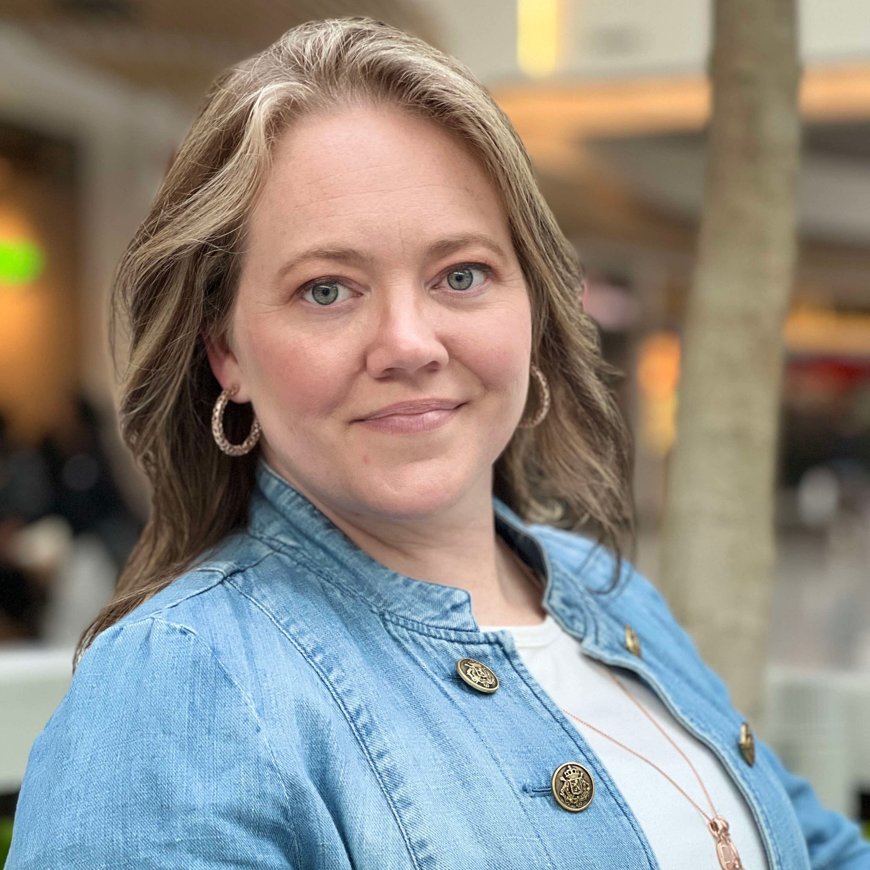 Amanda Ewers - Birth Professional Profile