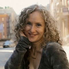 Meredith Martinez - Birth Professional Profile