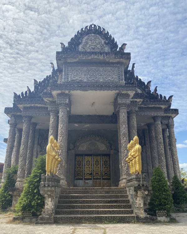 Ein anderer Tempel irgendwo bei Kampot.