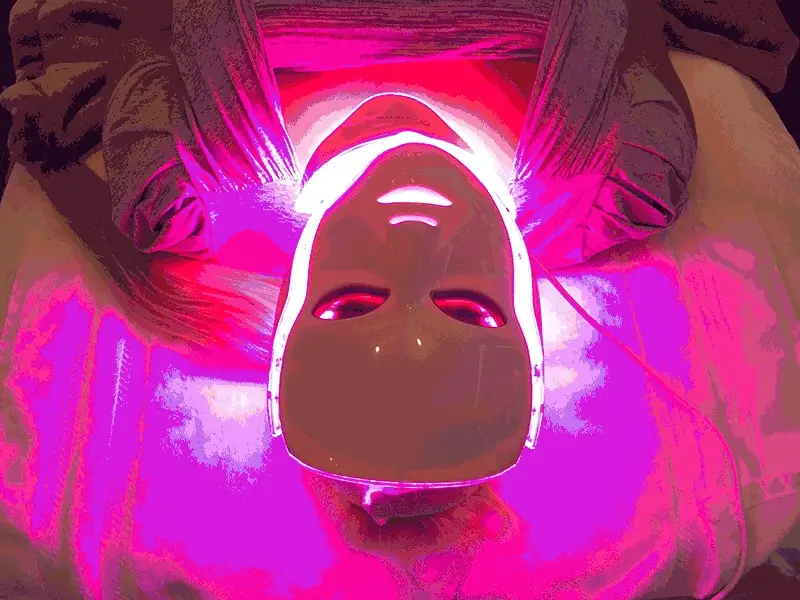 The LED Mask That Makes Dull Skin Look “Glass” in 14 Days