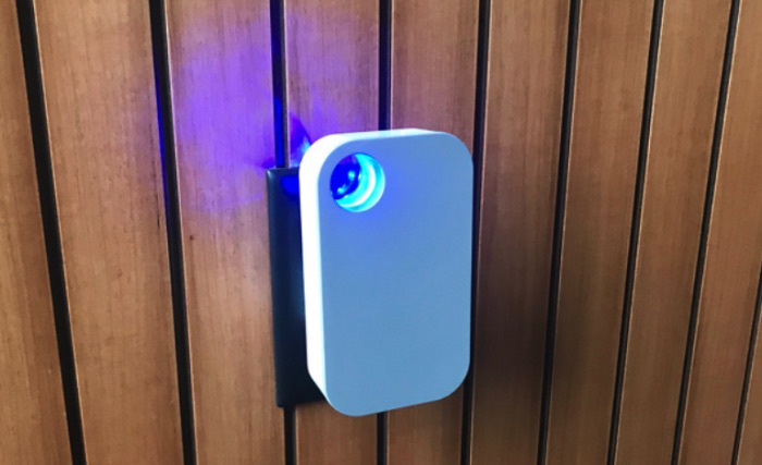 “Plug-In” Air Cleaner That Attacks Smells and Smoke 24/7