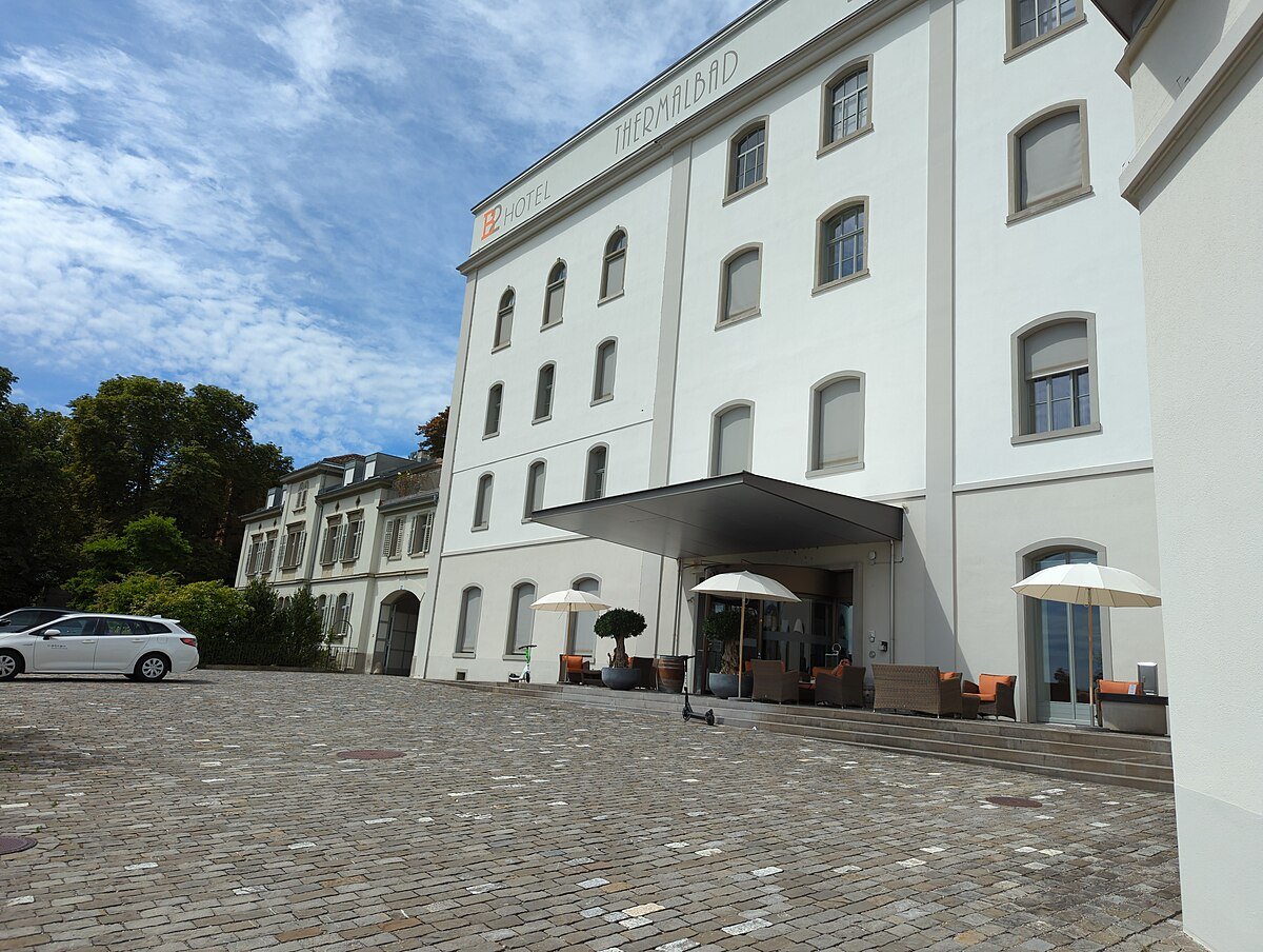 B2 Boutique Hotel + Spa