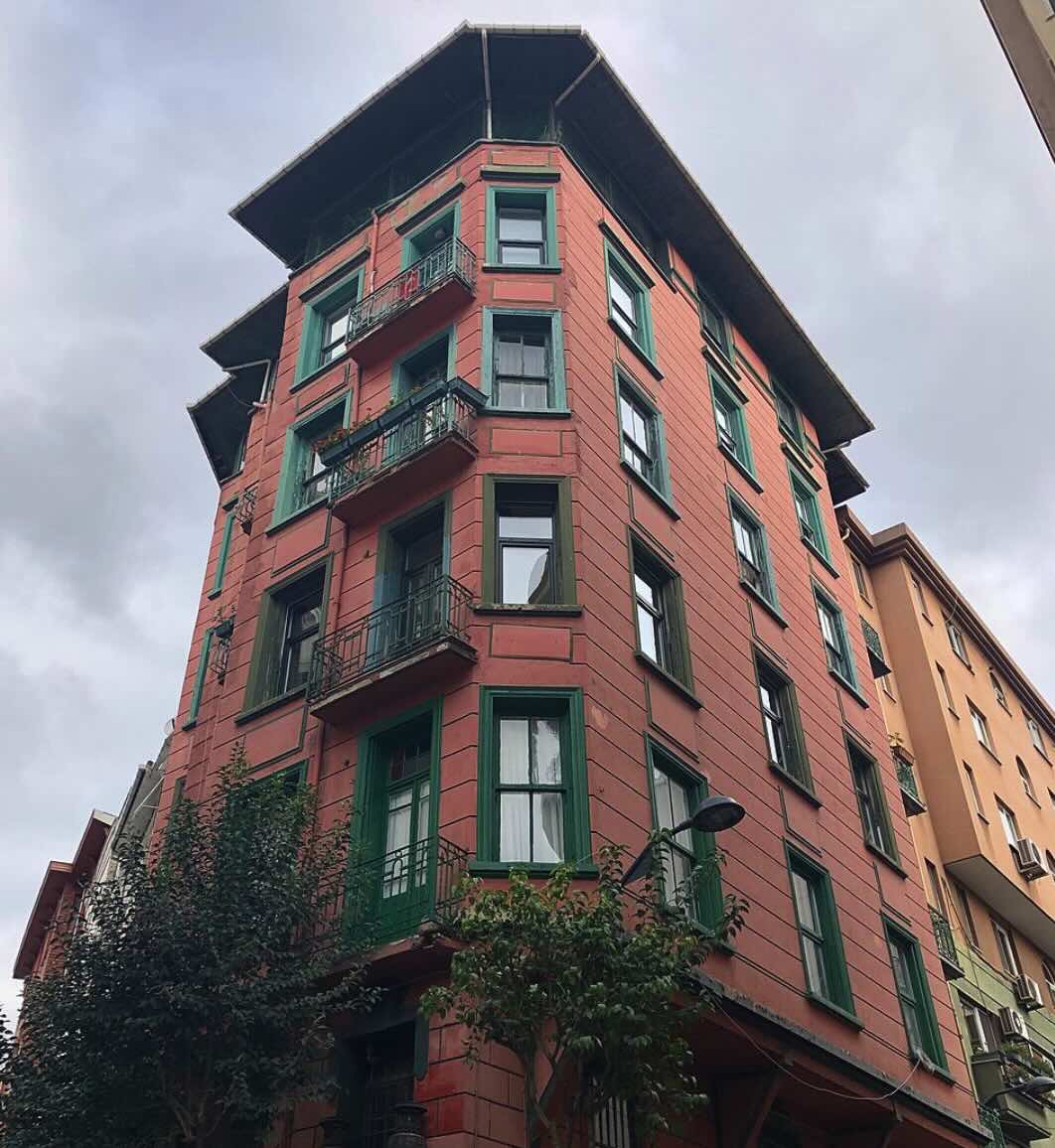 Sütçüoğlu Apartmanı