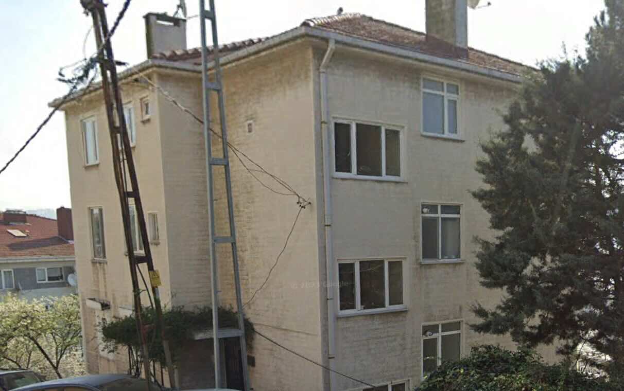 Kavak Yelleri Deniz'in Evi