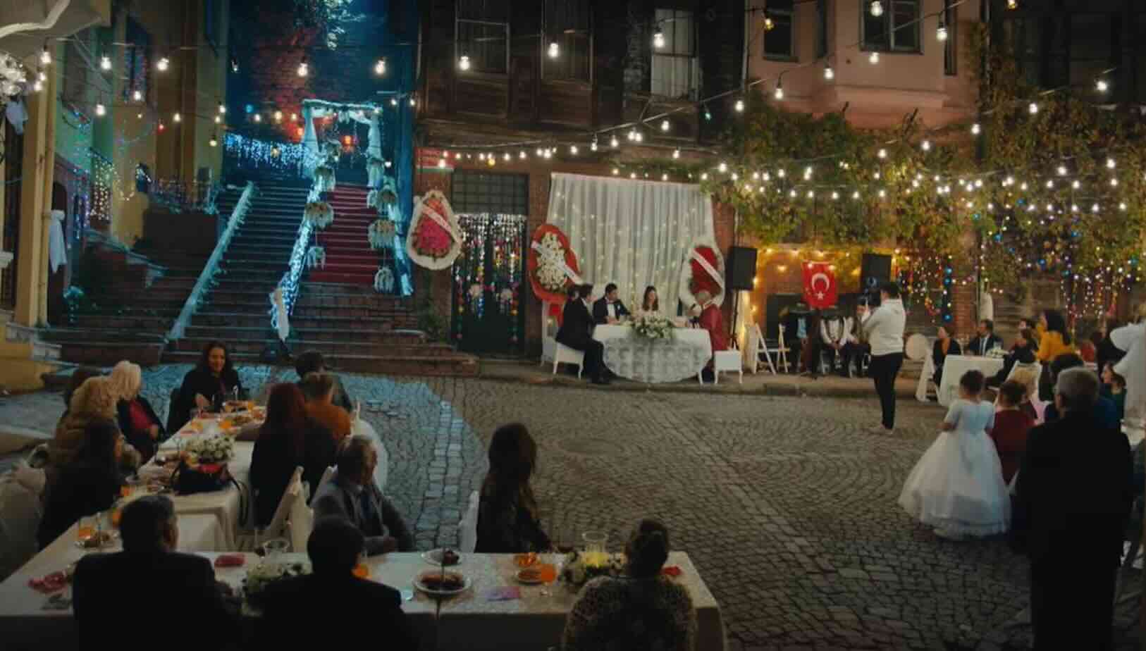 Doğduğun Ev Kaderindir