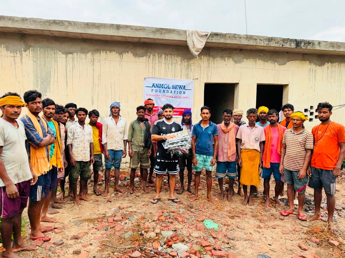Cloths Distribution