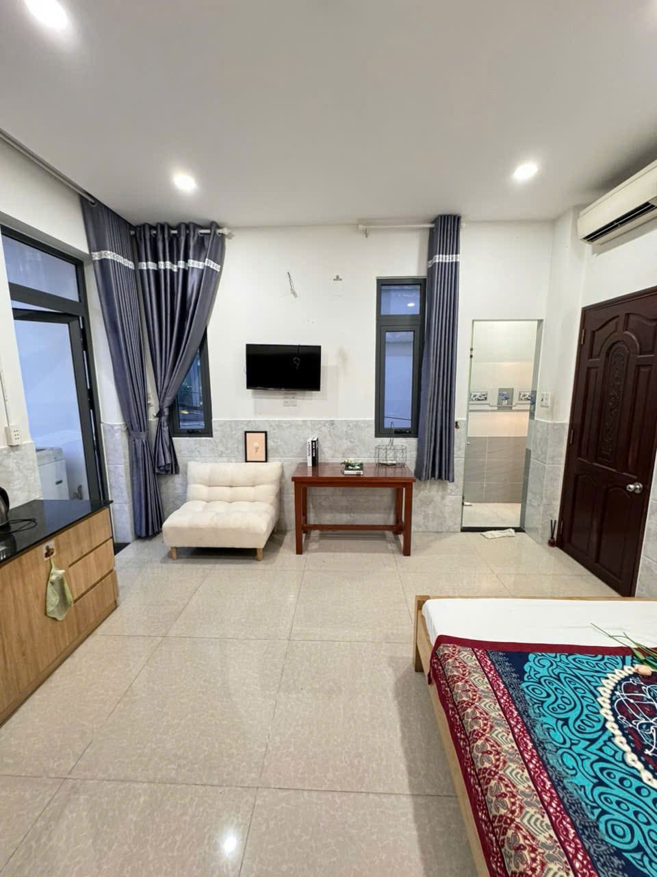Phòng trọ Lê Tự Tài (phòng ban công) - Phú Nhuận - phòng trọ 72 lê tự tài phường 4 quận Phú nhuận
