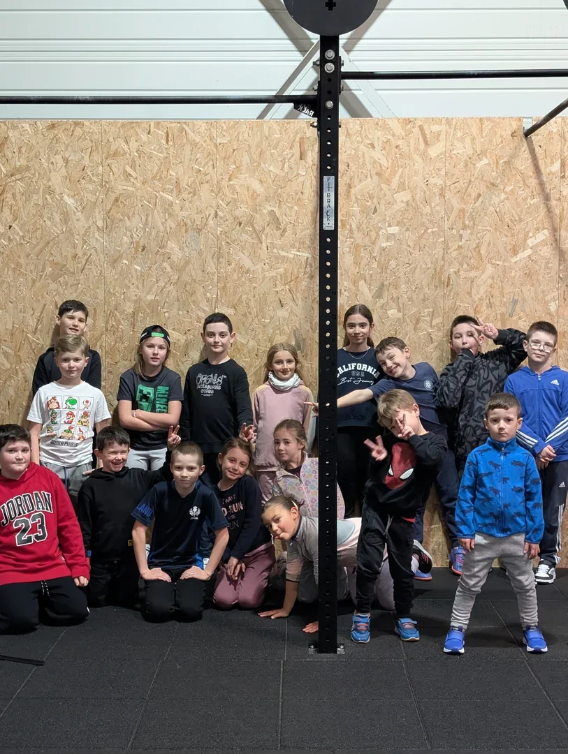 Groupe d'enfants et adultes en séance Heiden Kids