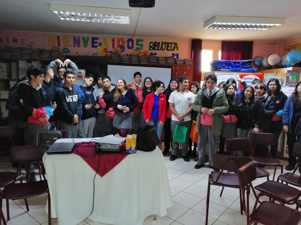 Taller Orientación Vocacional y Creación de Curricular OMIL.