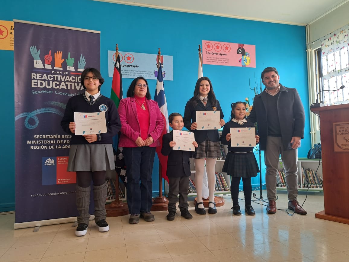 CEREMONIA DE RECONOCIMIENTO DE ESTUDIANTES GANADORES PROVINCIA MALLECO DEL CONCURSO NACIONAL BOOKTUBER BIBLIOTECAS (CRA)