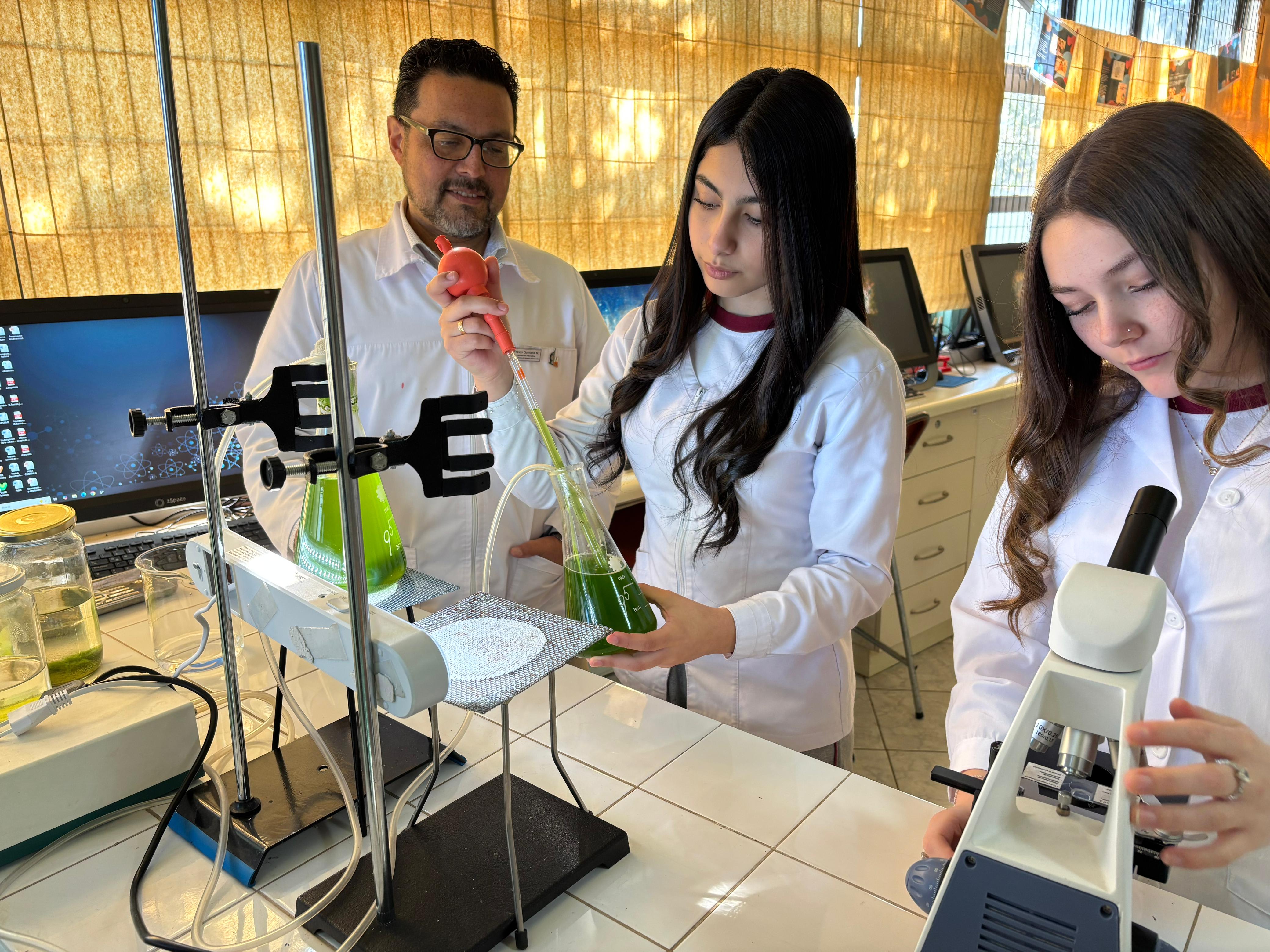 Taller de Neurociencias del Colegio Wolfgang Amadeus Mozart Representará a Chile en Feria Internacional de Educación, Ciencia y Tecnología en Perú