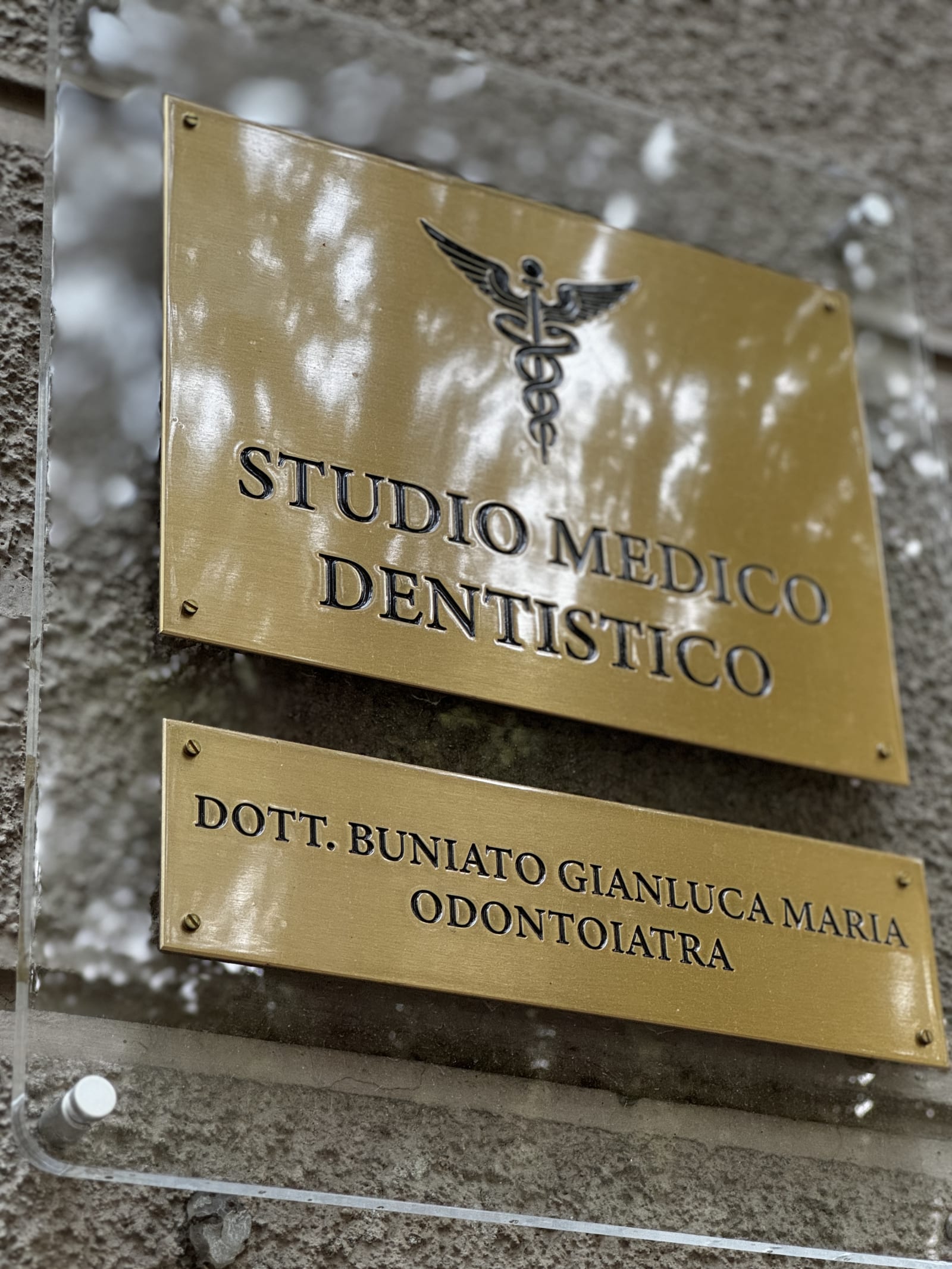 Ingresso Esterno Studio Dentistico Corso Francia 30 Torino