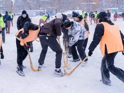 Турнир по хоккею в валенках