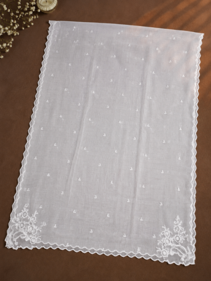 Lawn  Four-Side Scalloped Cutwork Dupatta 2 – 2.5 Yards (Dyeable)