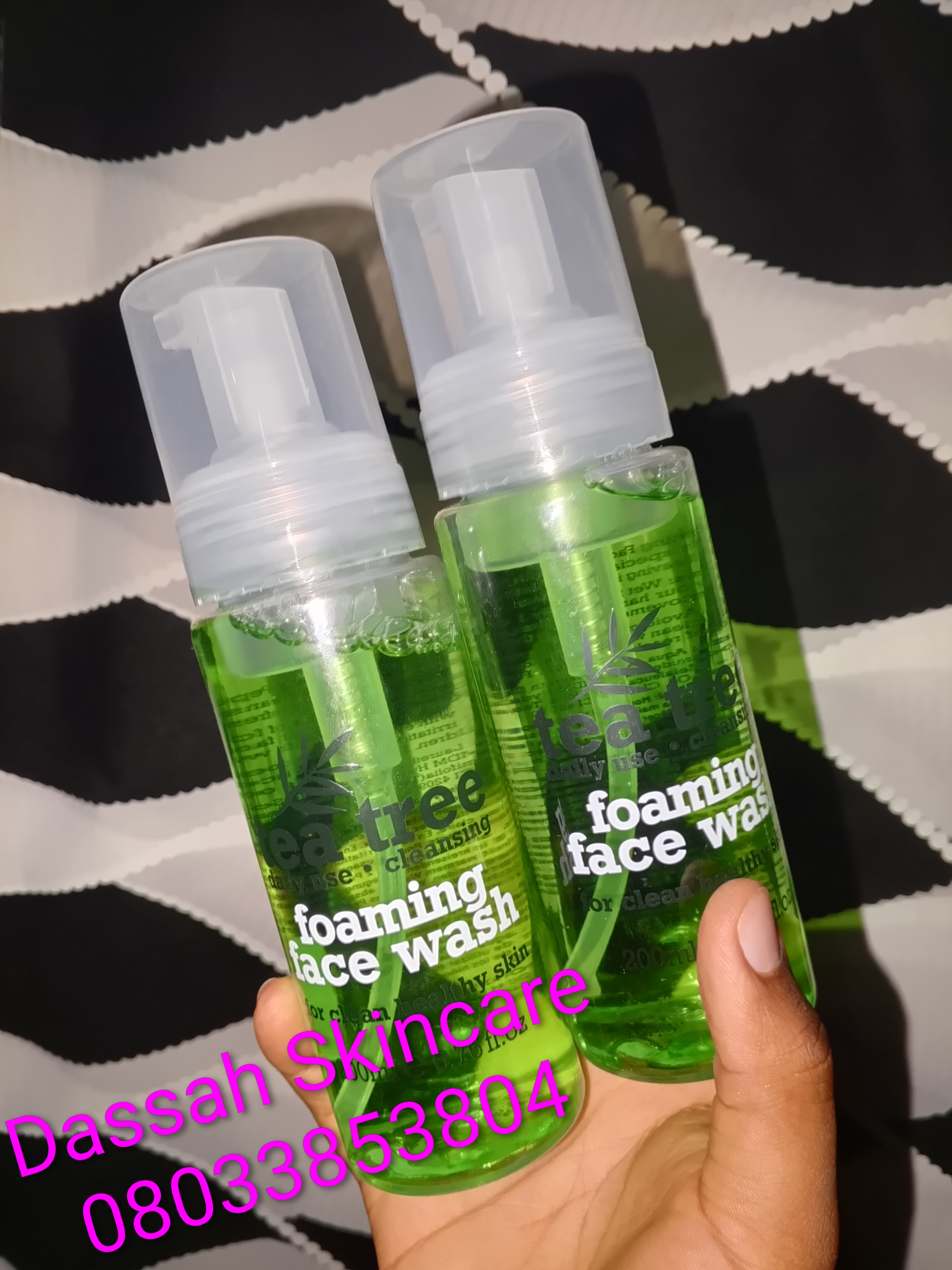 Tea tree foaming face wash
