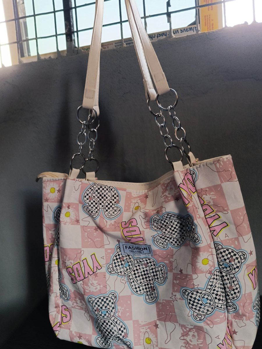 Tote bag