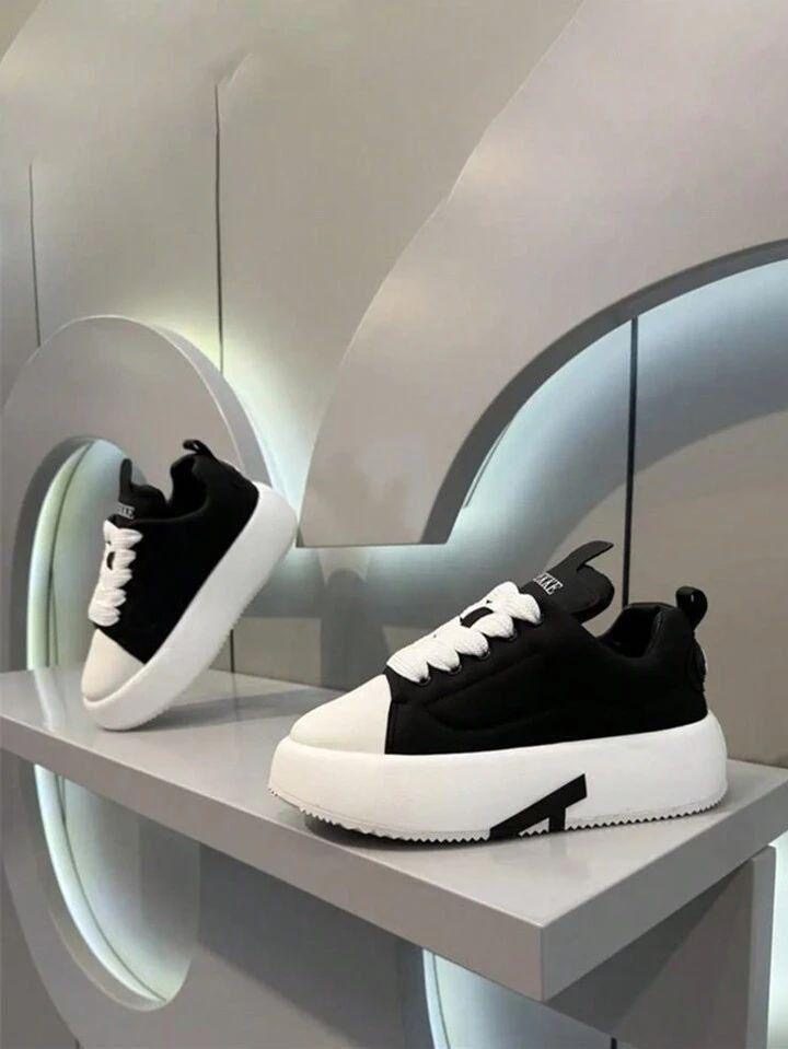 AJEKKE trending drip sneakers