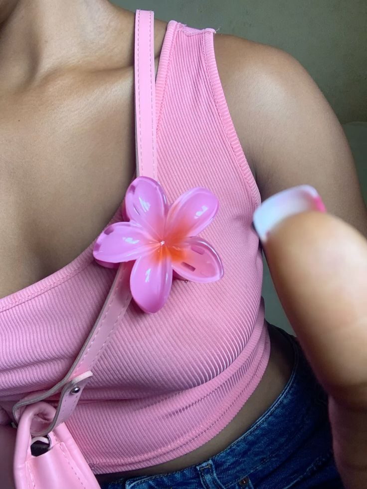Floral claw clips