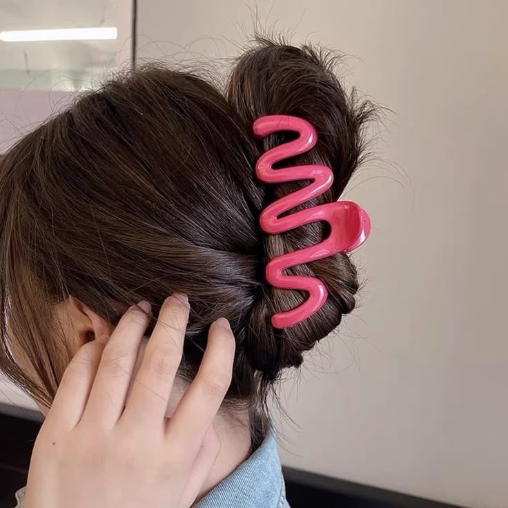 Claw clips