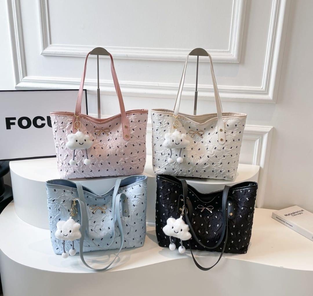 Tote bag