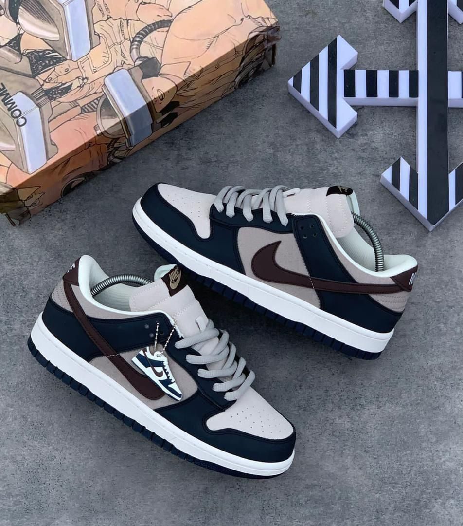 Nike swoosh