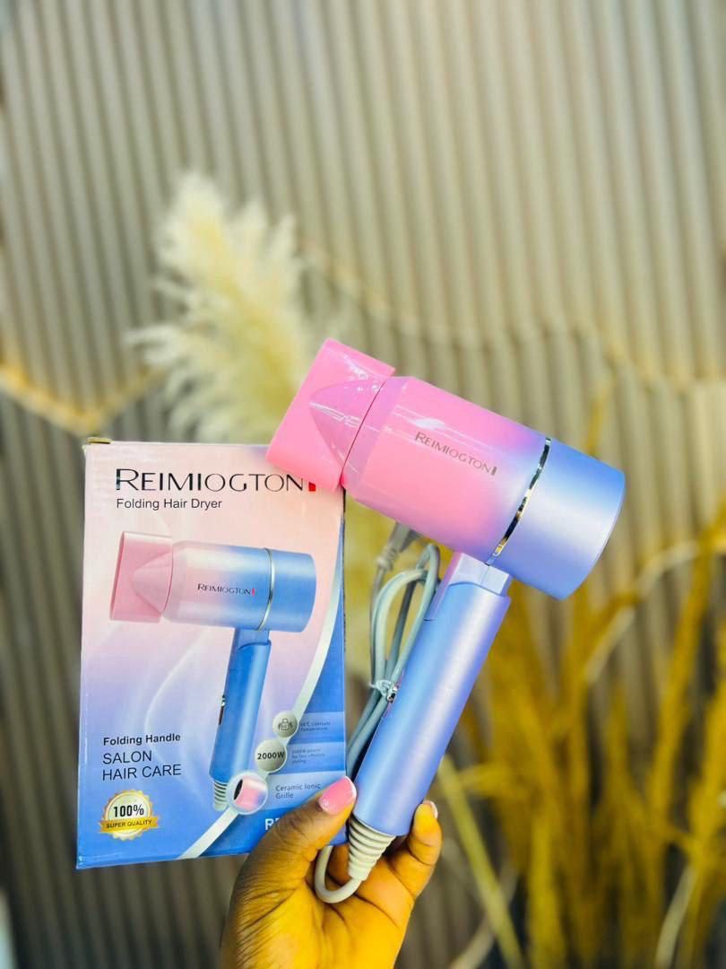 Foldable hair dryer