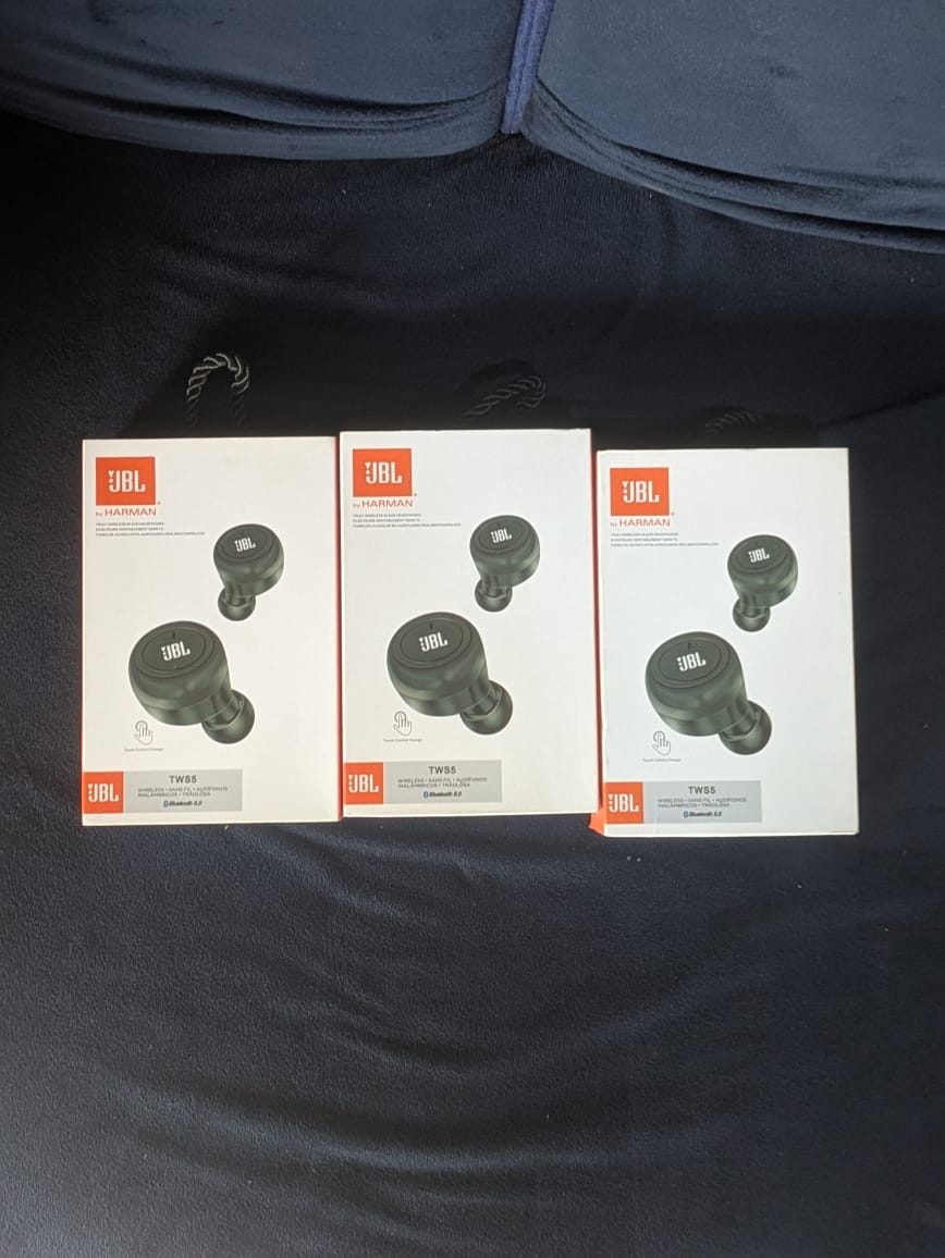 Earbuds