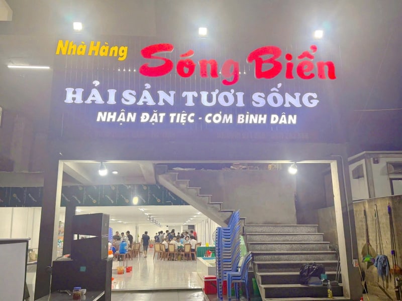 Nhà hàng Sóng Biển