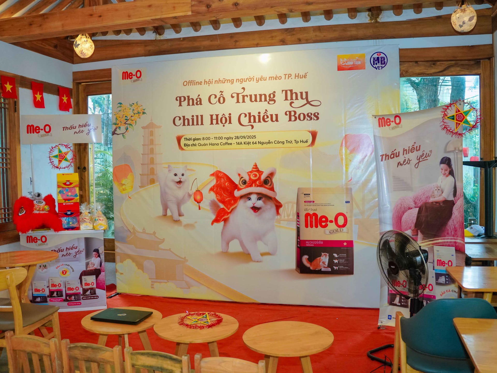 Ảnh bìa của bài viết Offline Trung Thu “Phá Cỗ Trung Thu – Chill Hội Chiều Boss” tại Huế: Check-in, Trò Chơi Vui Nhộn & Khám Da Lông Miễn Phí cho Boss