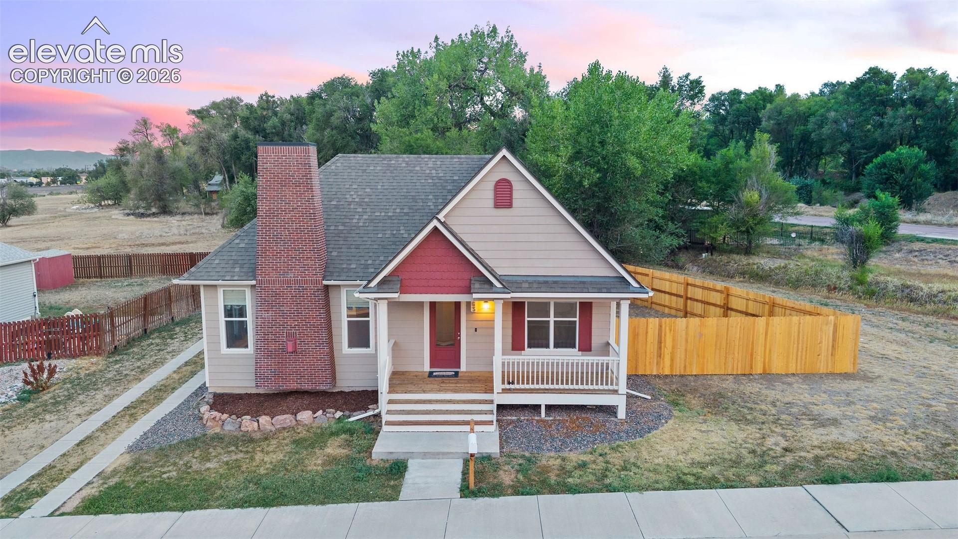 863 Bunting Avenue