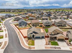 9423 Fairway Glen