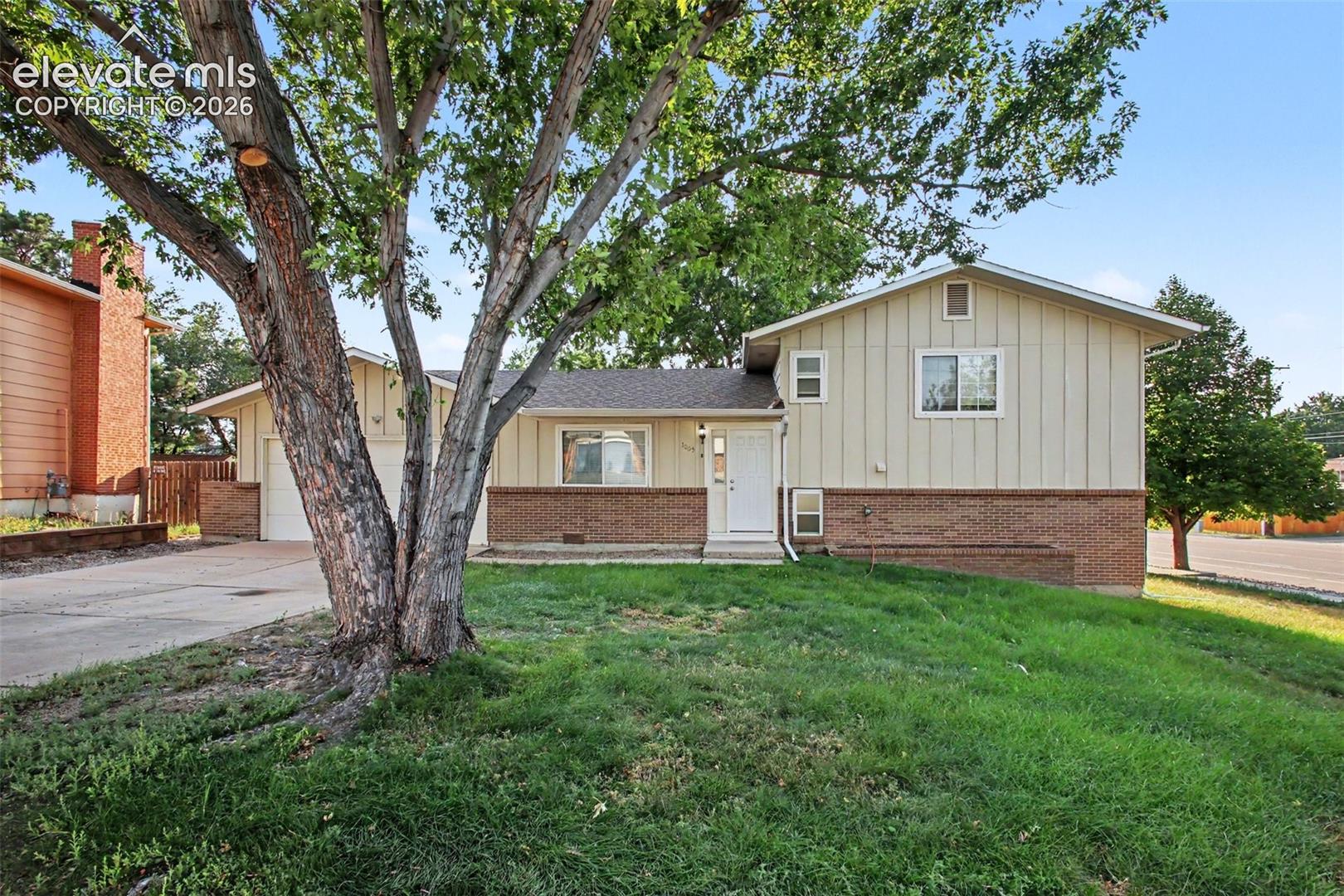 1065 Applewood Drive