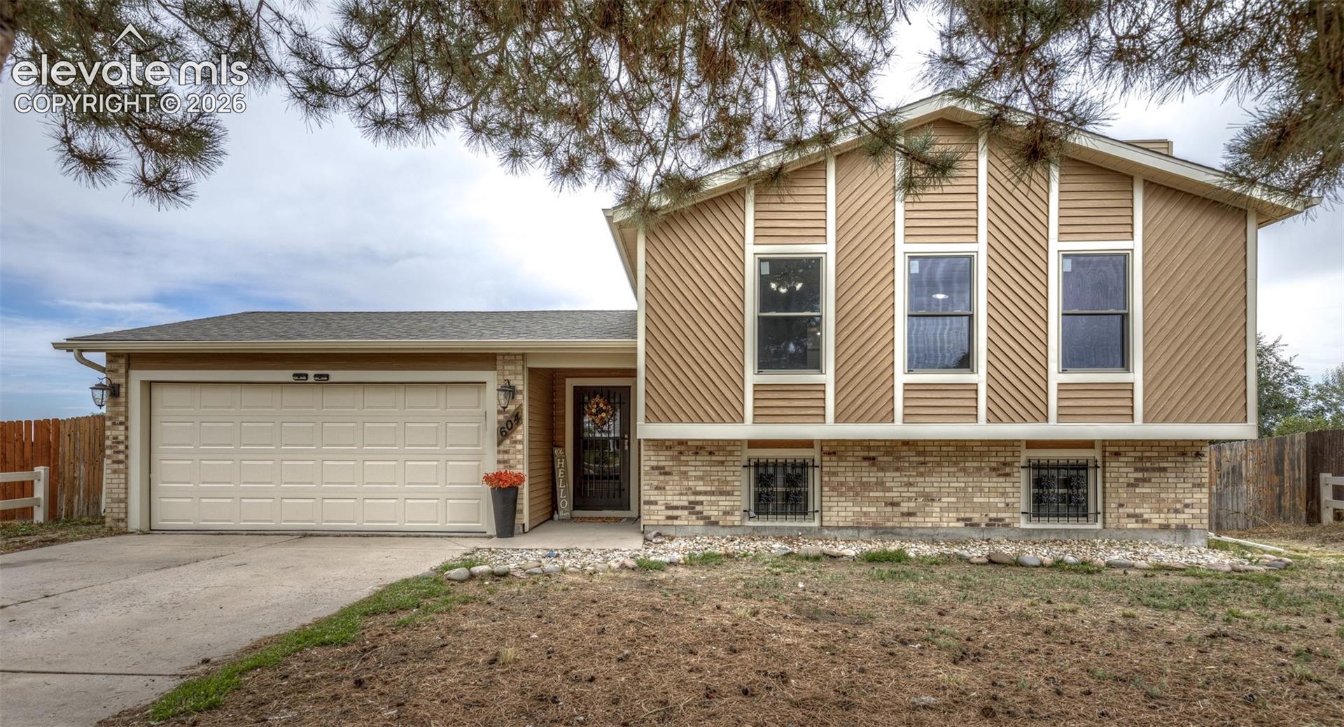 604 Fountain Mesa Road