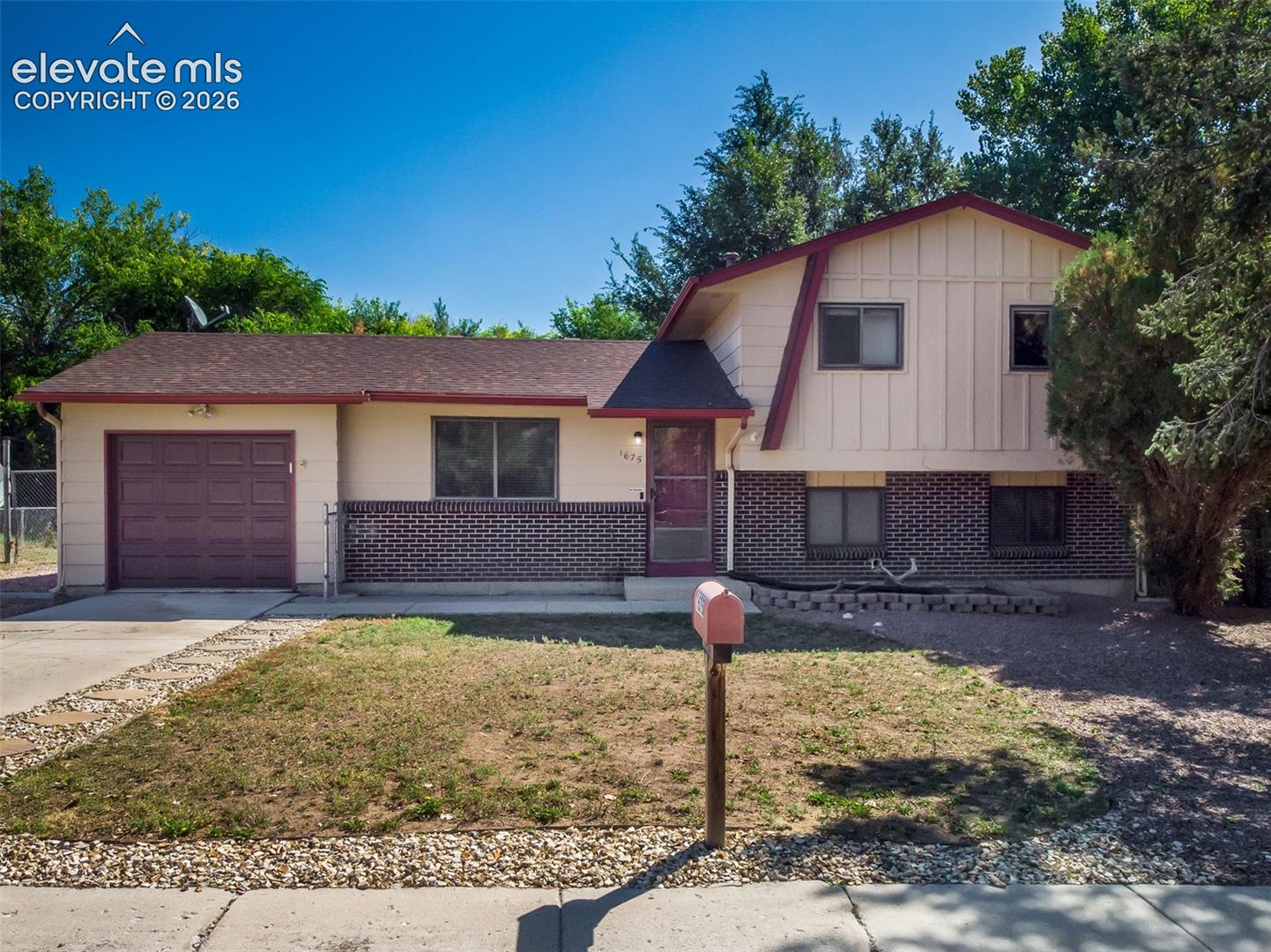 1675 Mineola Street