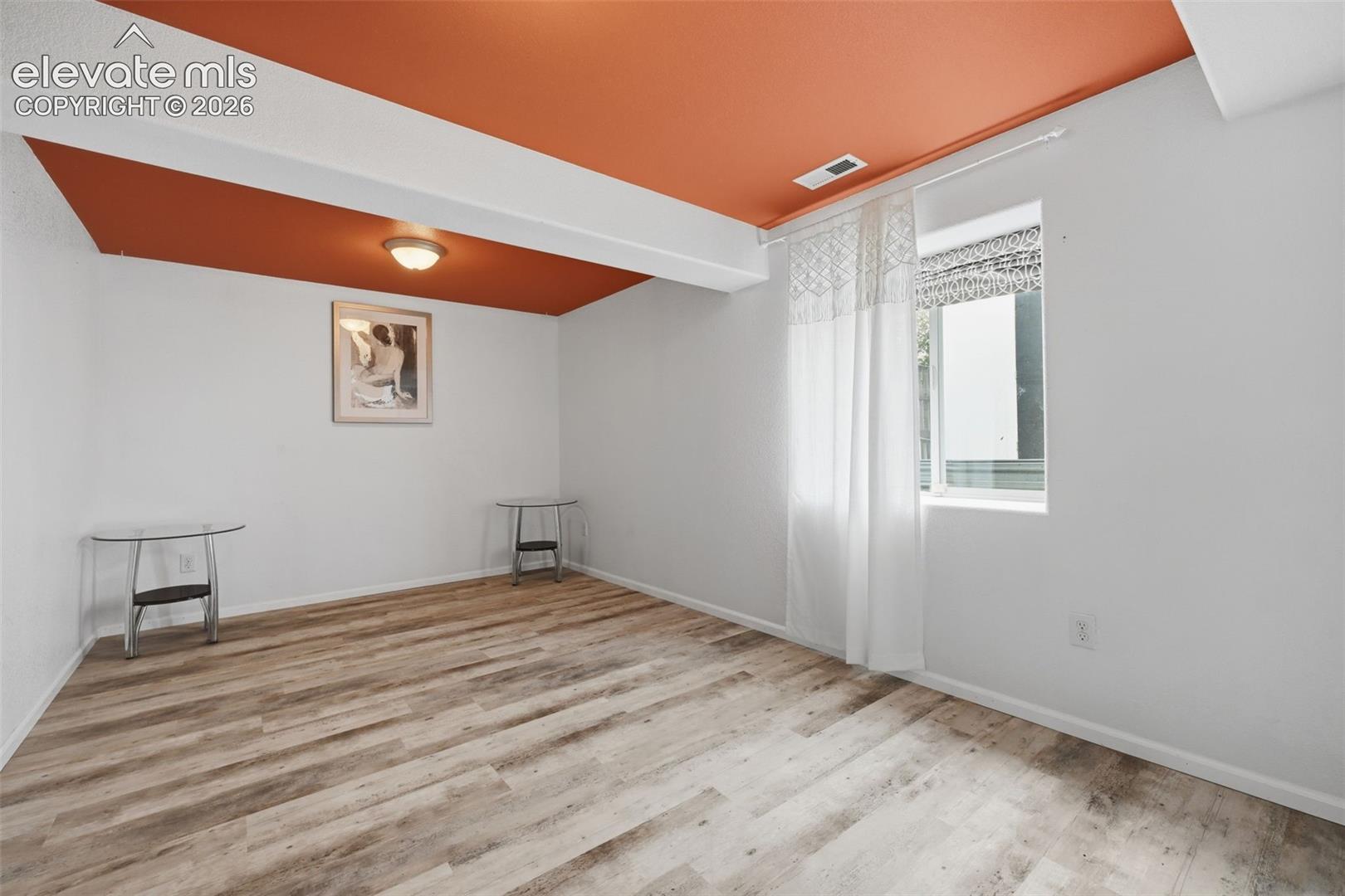 8929 Celebrity Court