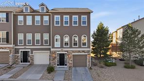 1095 Walters